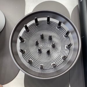 Dyson diffuser